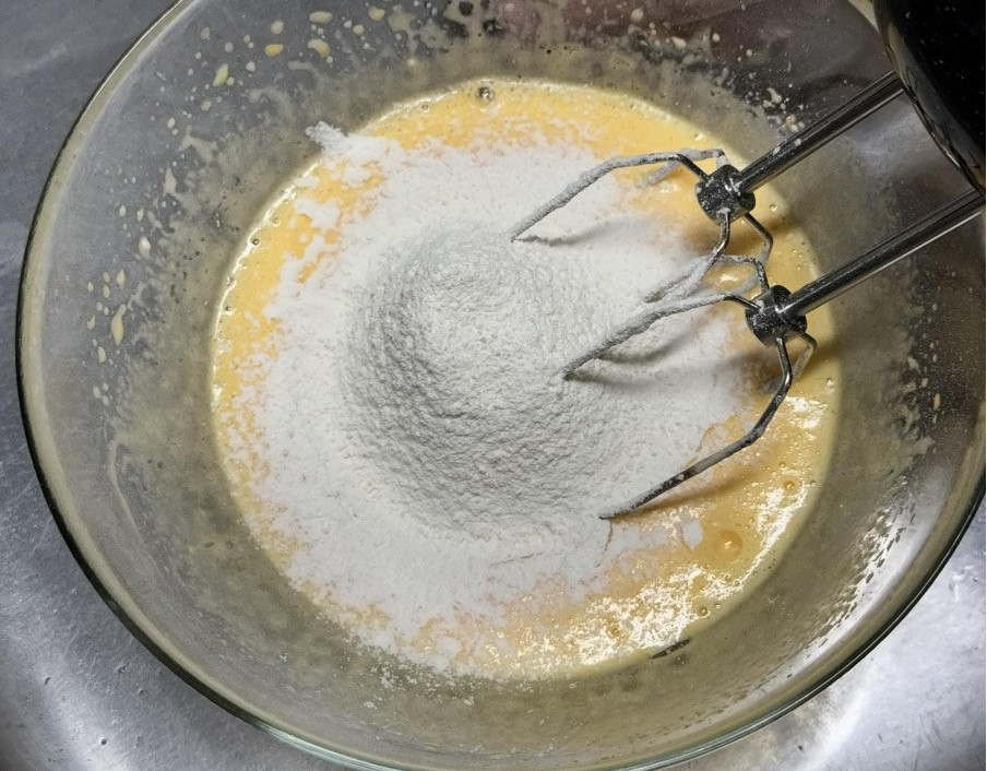 チョコチップカップシフォンケーキの作り方ステップ5