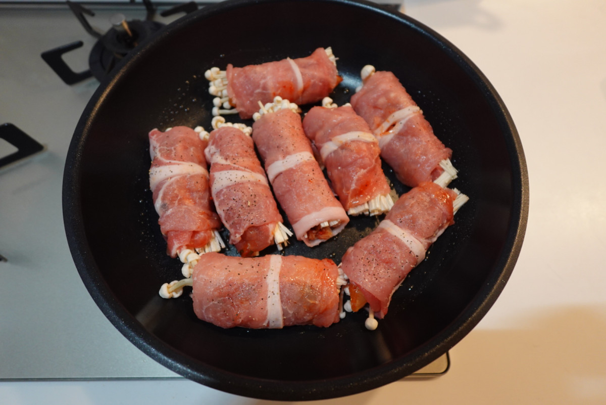 えのきとキムチの肉巻きの作り方ステップ2