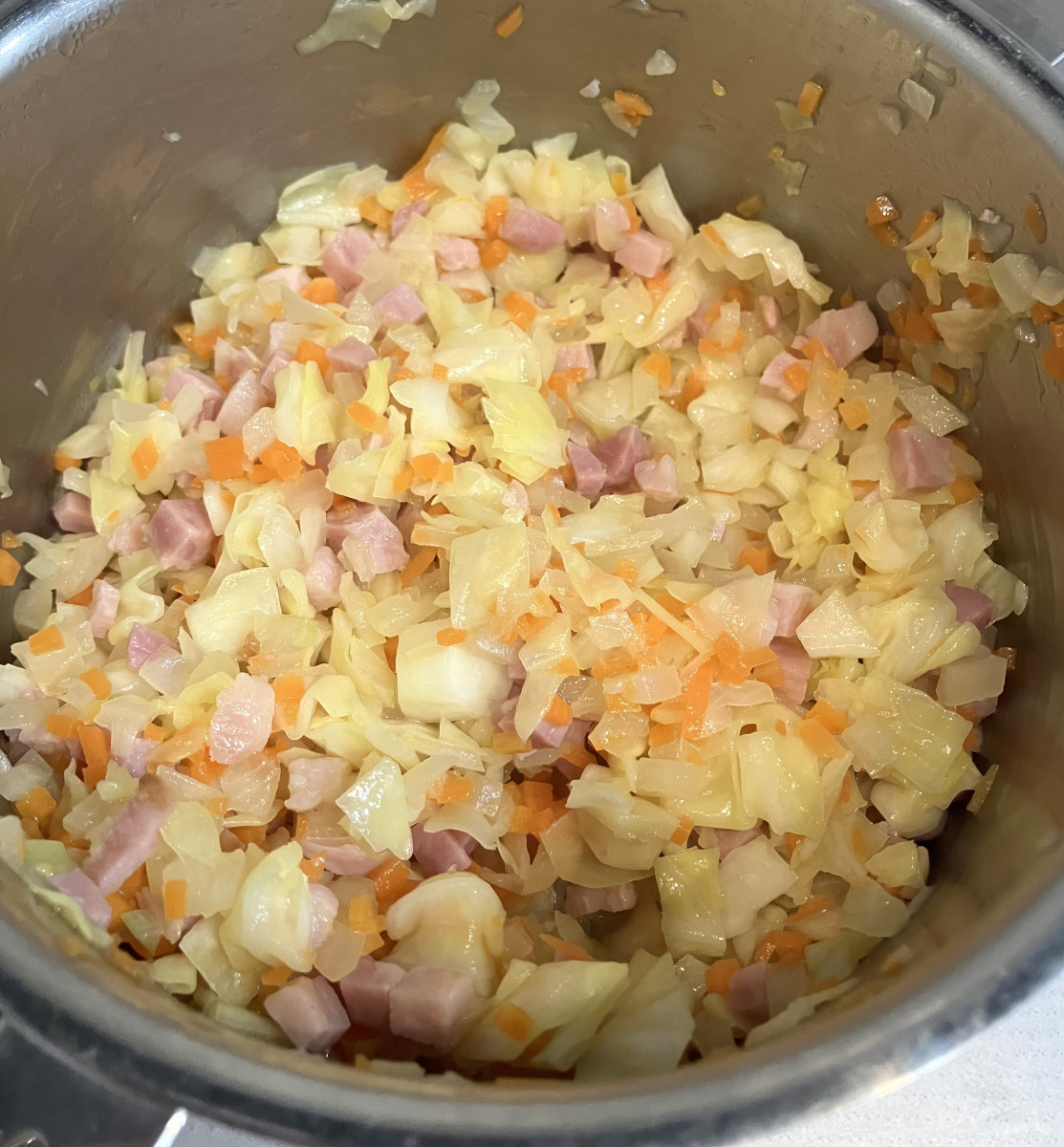 野菜嫌いの子供も大好き！ベーコンと野菜のスープの作り方ステップ2