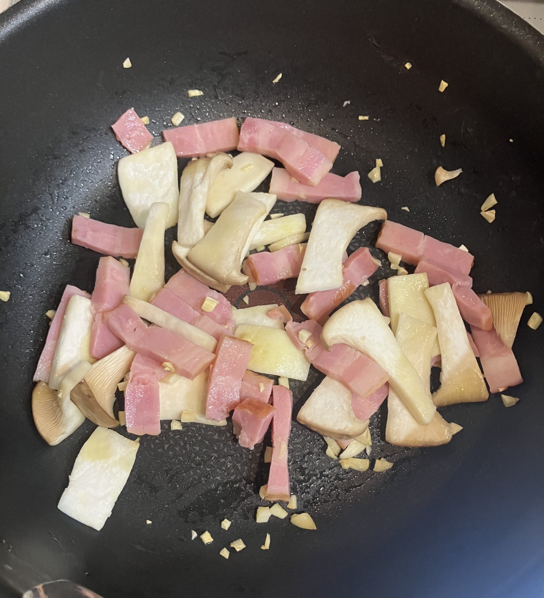 鍋で余った材料で！白菜とエリンギのパスタの作り方ステップ3