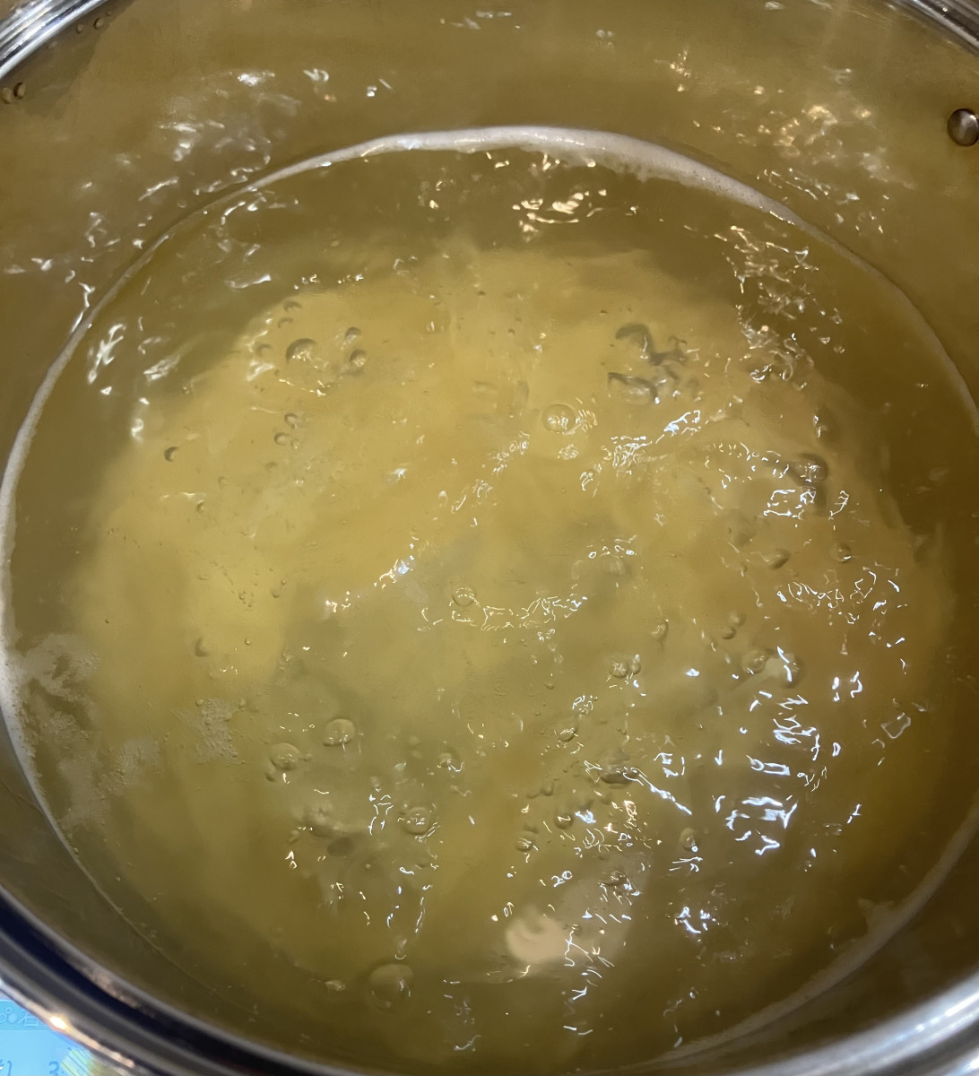 鍋で余った材料で！白菜とエリンギのパスタの作り方ステップ1