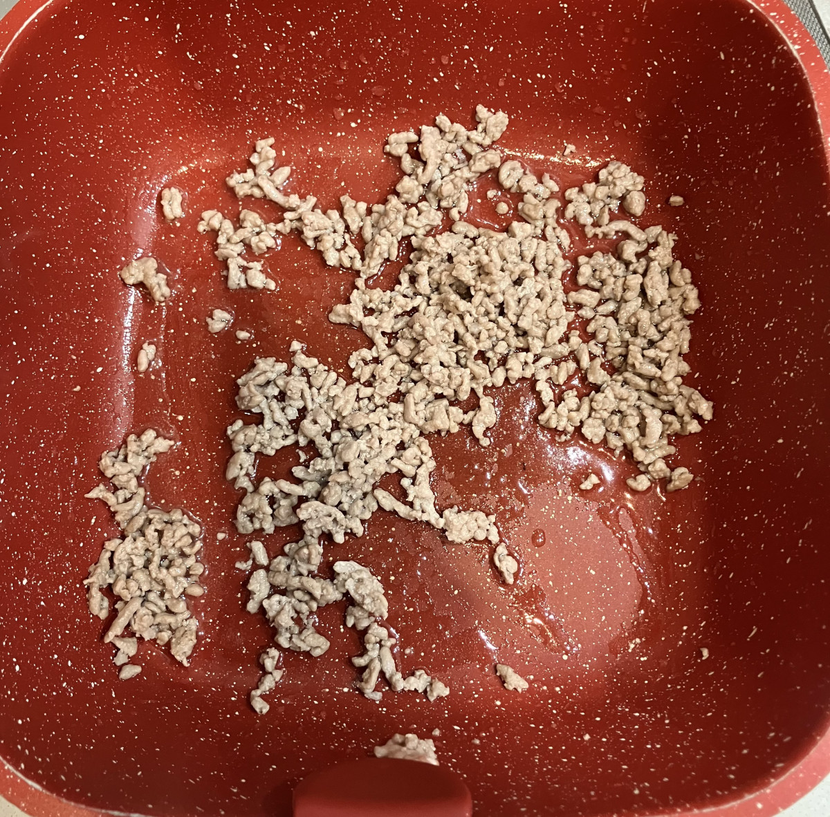 じゃがいもと挽肉の甘辛オムレツの作り方ステップ3