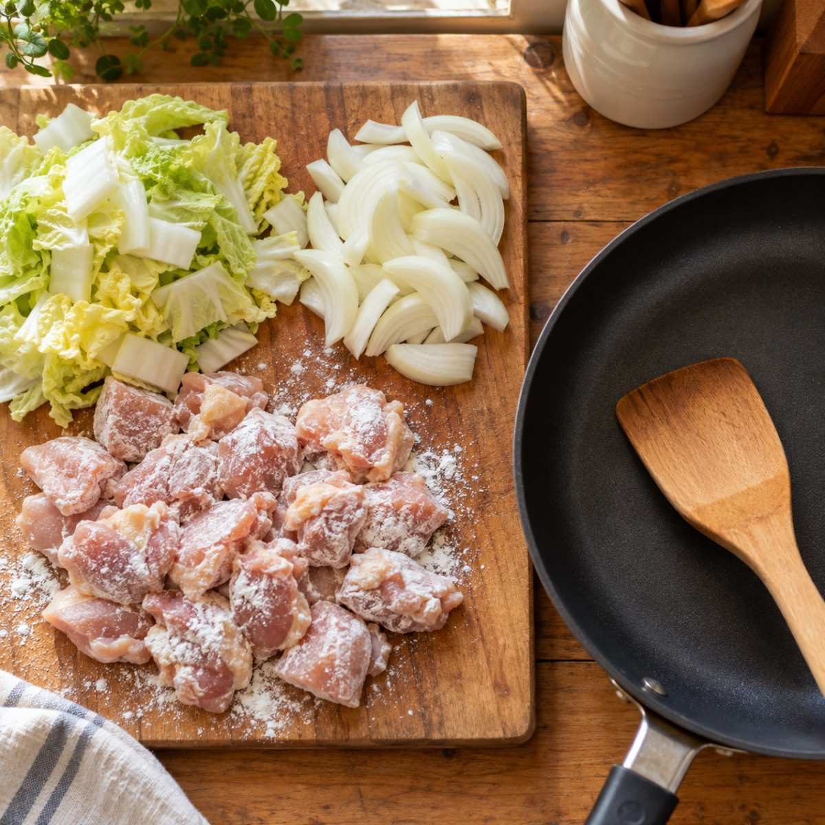 フライパン1つ15分。鶏もも肉と白菜のデミクリーム煮の作り方ステップ1